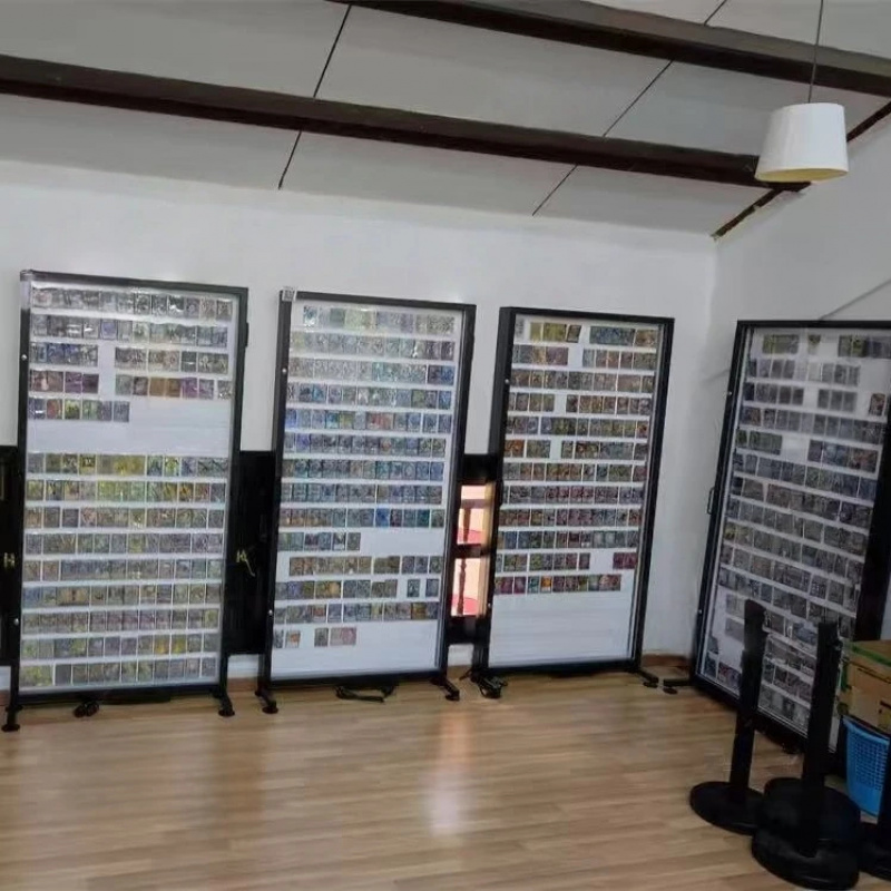 Graded Card Display - Display Kartu Permainan Bergradasi Khusus, Rak